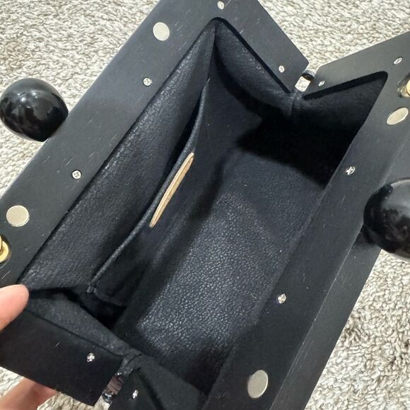 Embossed Rose Genuine Leather Handmade Wooden Frame Clutch/Wristlet /Crossbody - Picture 15 of 16